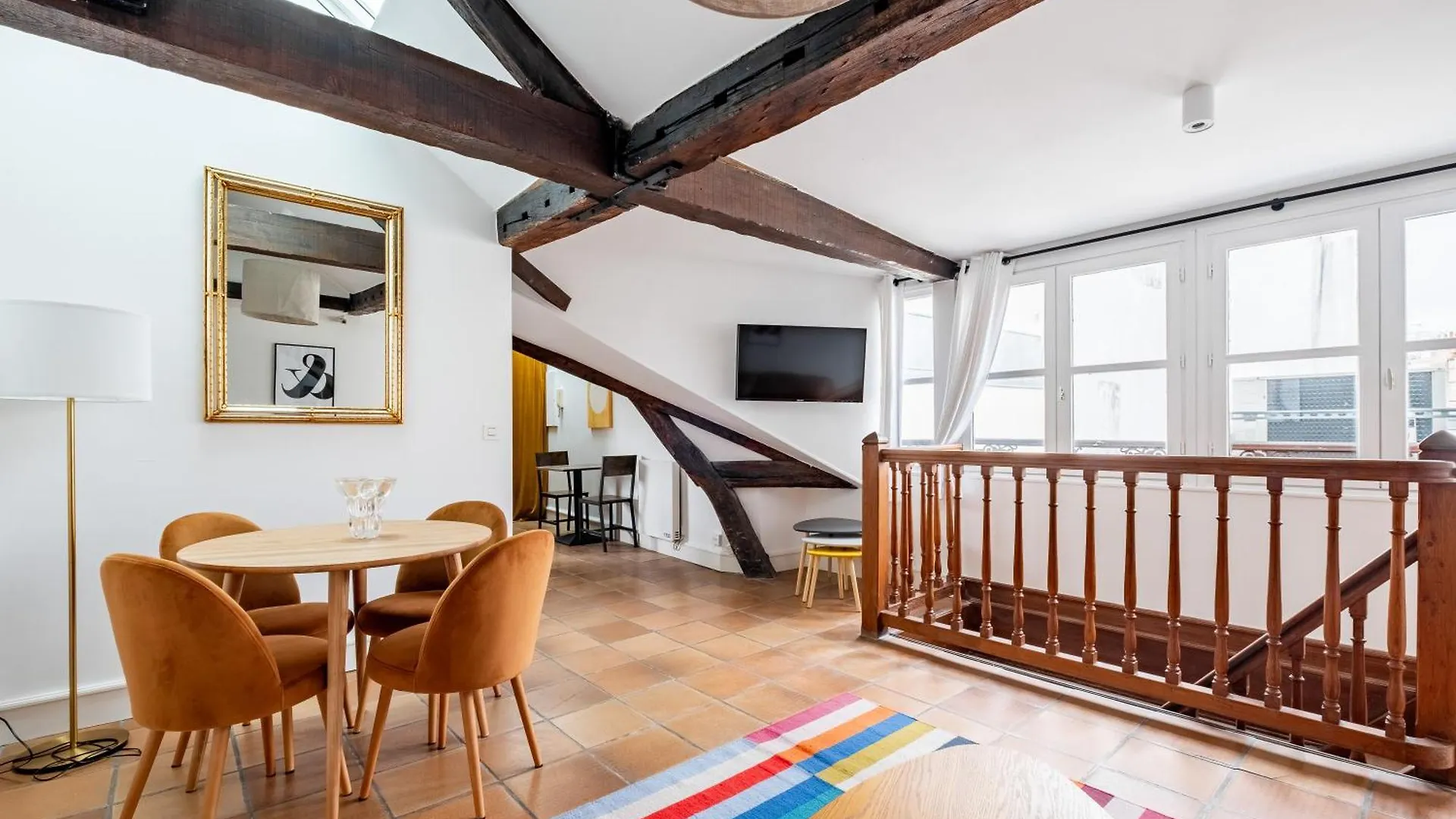 Veeve - Rivoli Rustique Apartment Paris